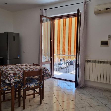 L'Angolo Dei Barcaioli Apartment ปาแลร์โม ภายนอก รูปภาพ