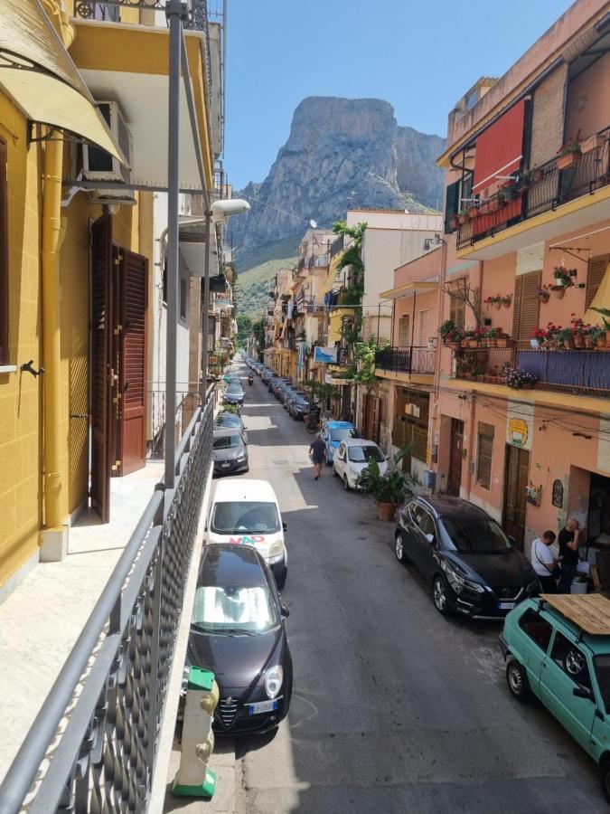 L'Angolo Dei Barcaioli Apartment ปาแลร์โม ภายนอก รูปภาพ